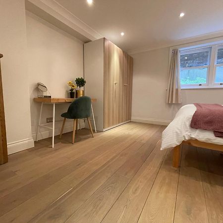 5 Bed House - Fancy - Sleep Up To 12 - Central Лондон Екстериор снимка